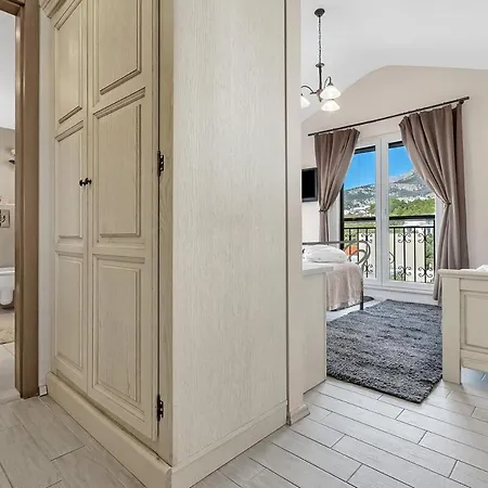 Fico - Exklusiv * ماكارسكا