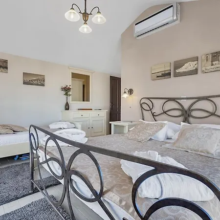 فيلة Fico - Exklusiv ماكارسكا